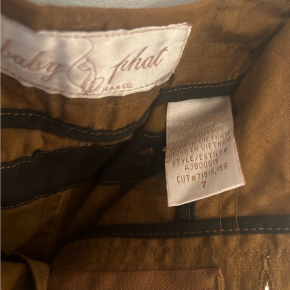 Baby Phat y2k Brown Cargo Shorts with Chain Detail - Picture 4 of 5